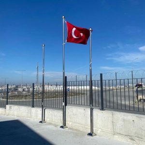 10 Metre İçten Halatlı Bayrak Direği