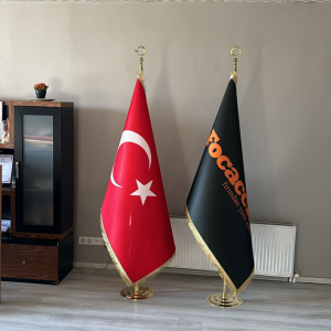 Resmi Makam Odası Bayrağı